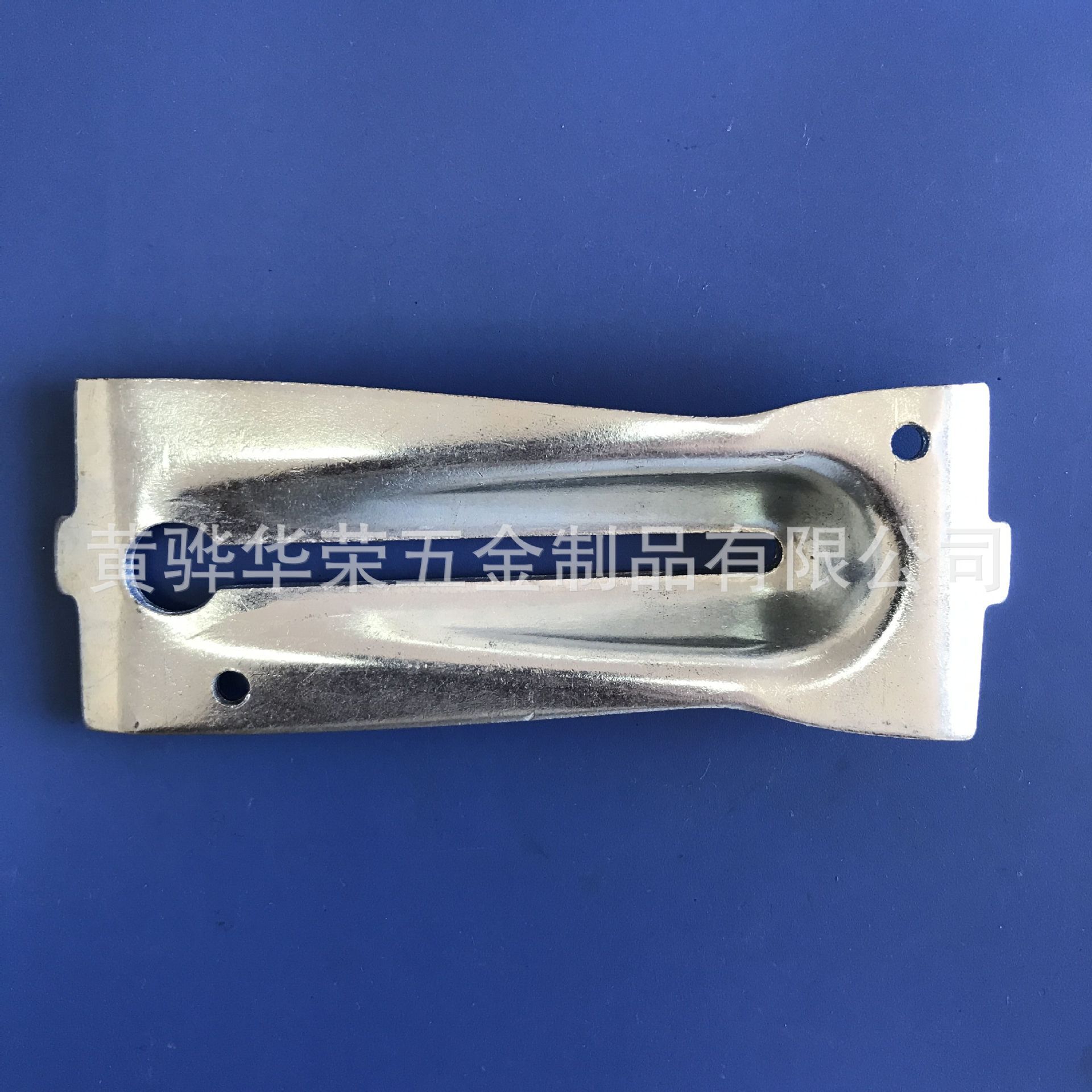 Squeeze into the plate, button the plate wholesale, wedge clamp-weed clips, aluminum sheet pull,