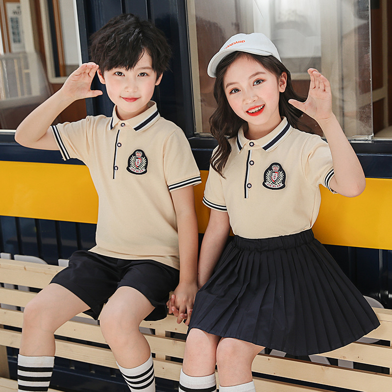 School uniform for children with short-sleeved shirts at the new summer dress school in kindergarten