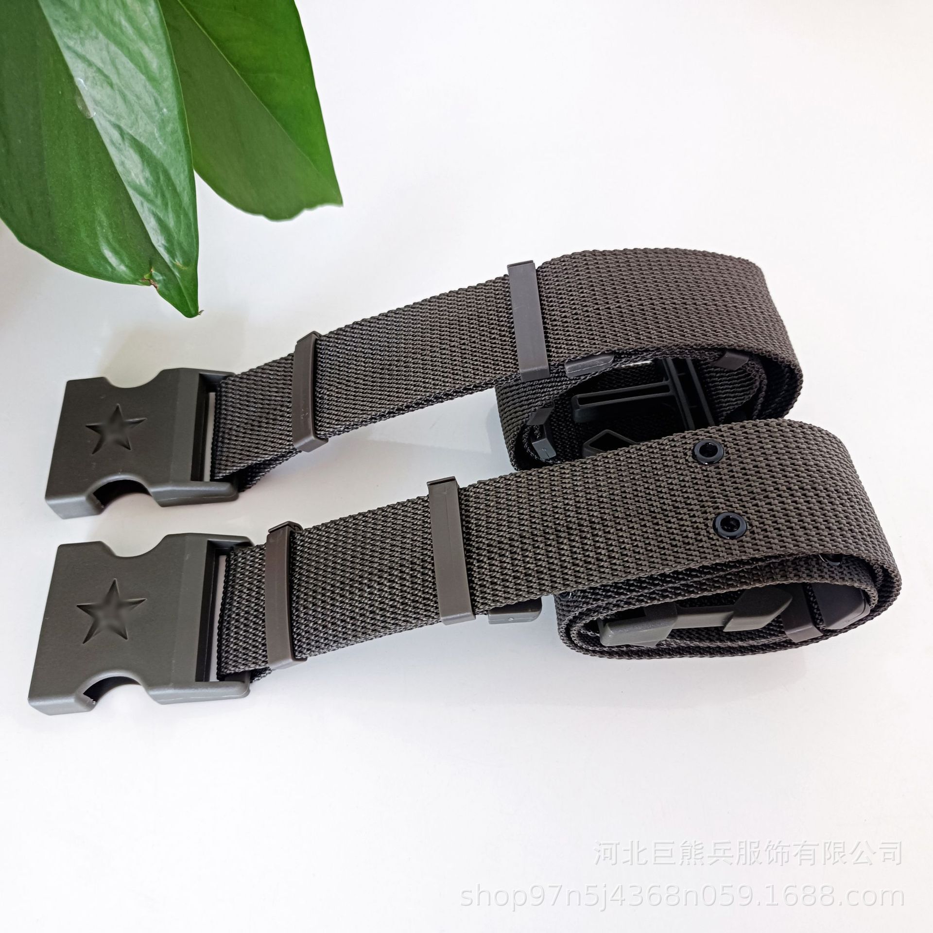 Wholesale and retail belts armed with training tactics to knit the broad and narrow belts of the exterior military brigade ' s tarbutilong gas hole inside and outside