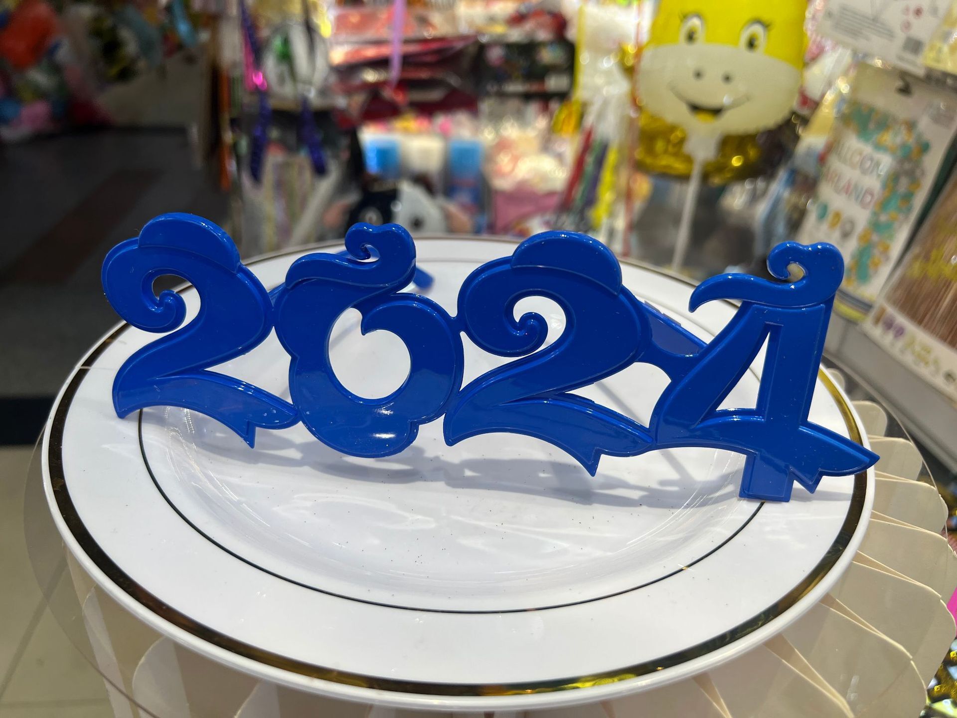 The new 2024 New Year's Decorating Glasses.