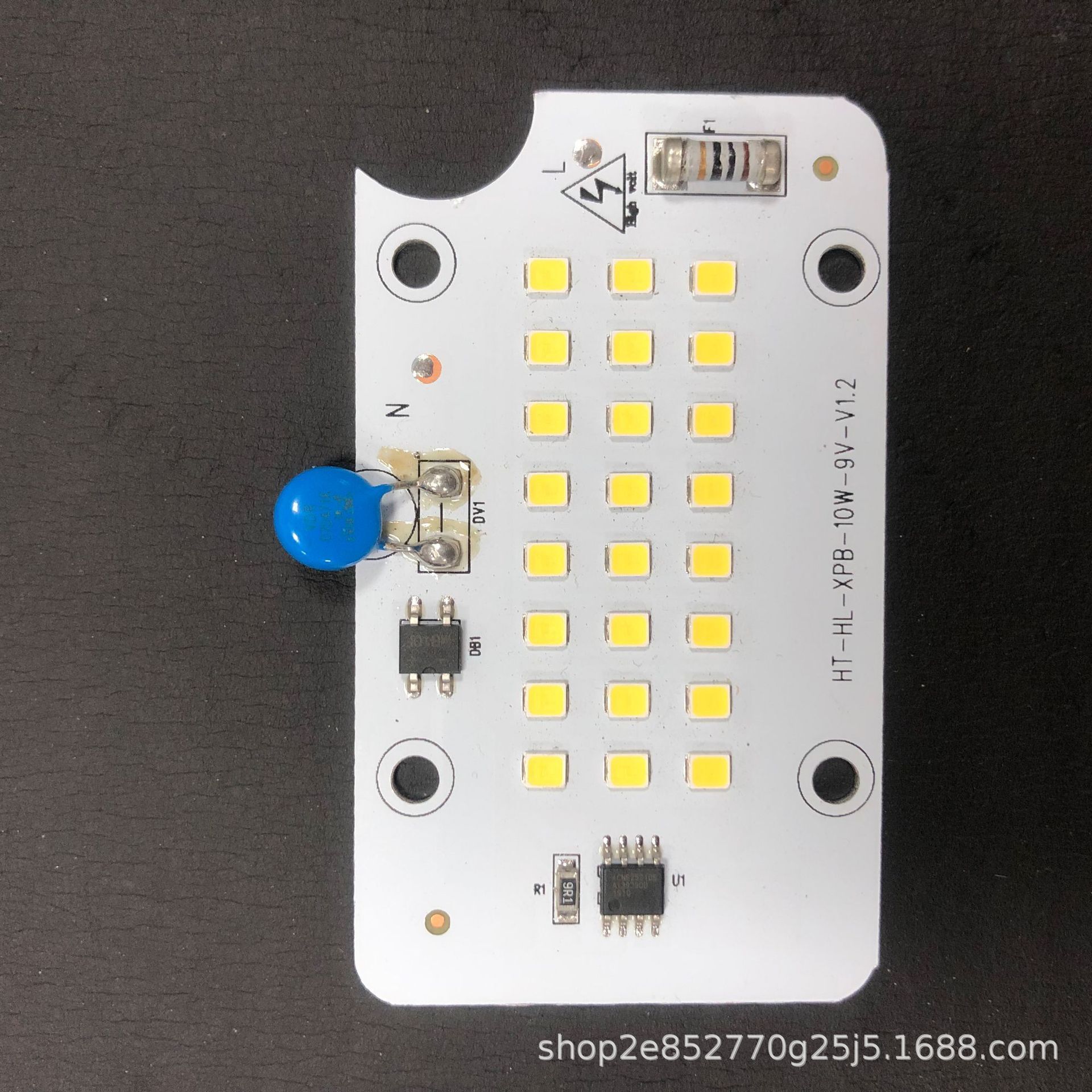 A light-free, 220v light bulb, a small apple light plate of 200w100w50w20w with a full linear light source