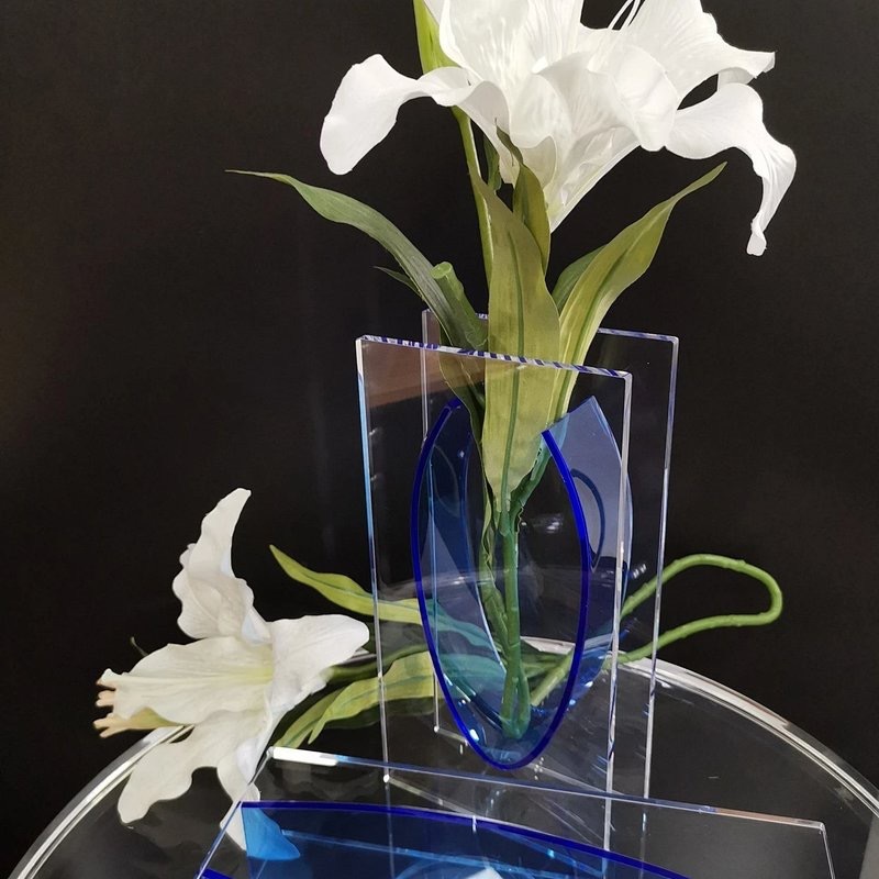 Acrylic vases, transparent art vases, home art decorations, flowers dry vases.