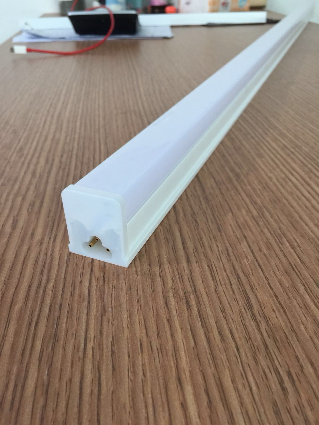 LED light pipe T8 integrated T8 lamp tube 1.2 m 18W squared, fully plastic energy-efficient LED light