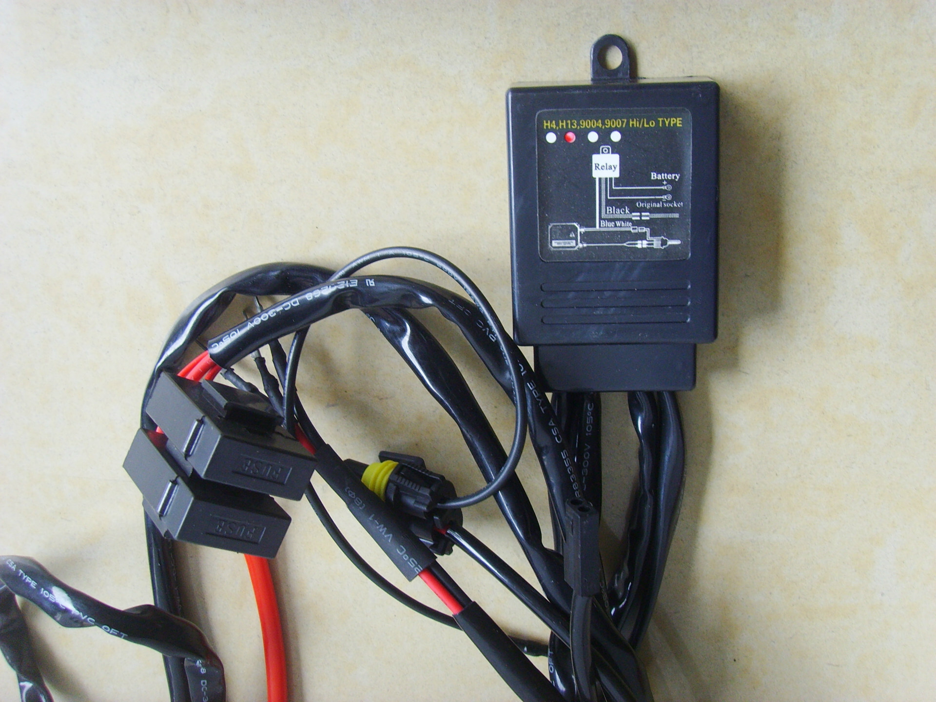 Cung cấp giá cả thực vật, mặt đối mặt, đèn điện ở góc đường H13, chất lượng tốt, chào mừng đến với việc đặt hay mua sắm