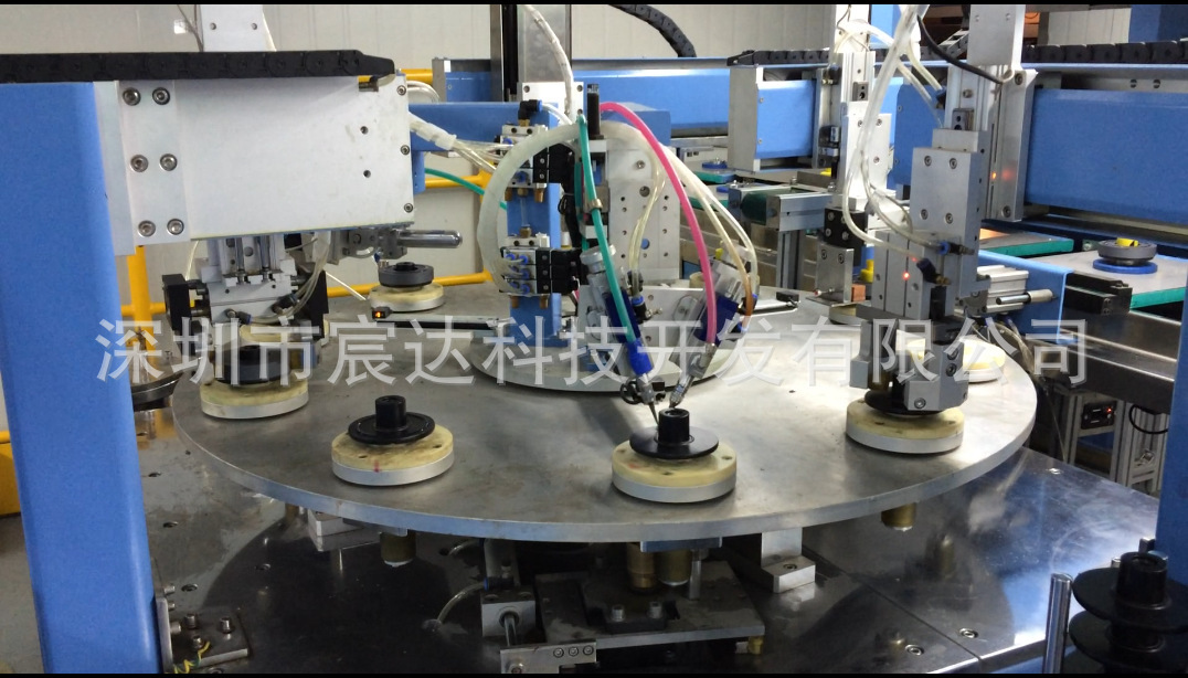 Auto-assembly assembly of production line car loudspeakers on the medium- and low-sound horn automatic double-liquid glue machine motor route