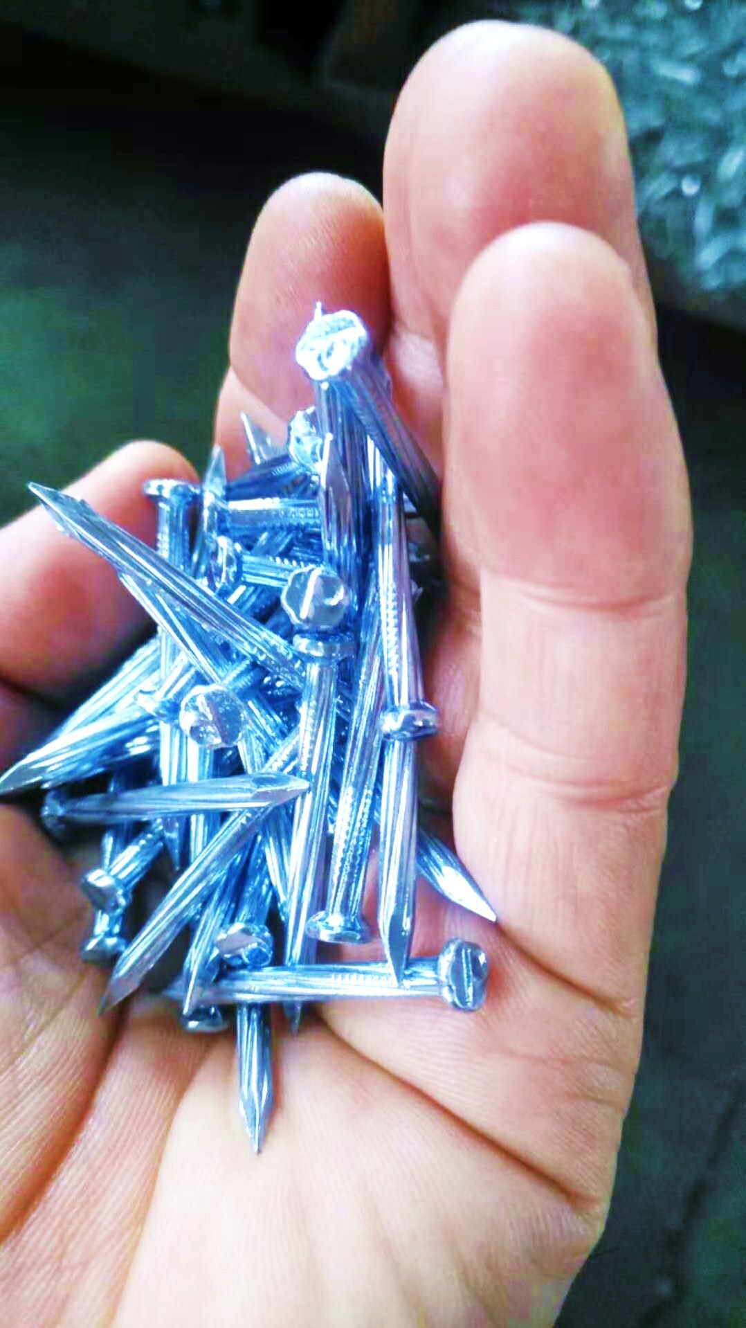 Electro-plating cement nails, plating rods, plating poles, plating steel nails, electroplating zinc.