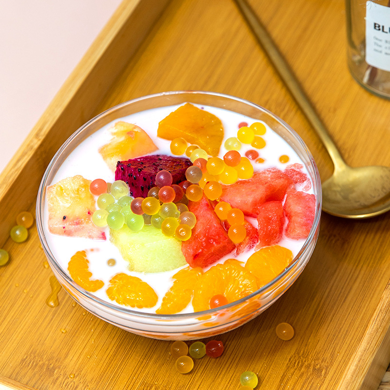 Đó là một hộp 3Kg tốt với 6 xô trái cây cho ngọc trai dừa.