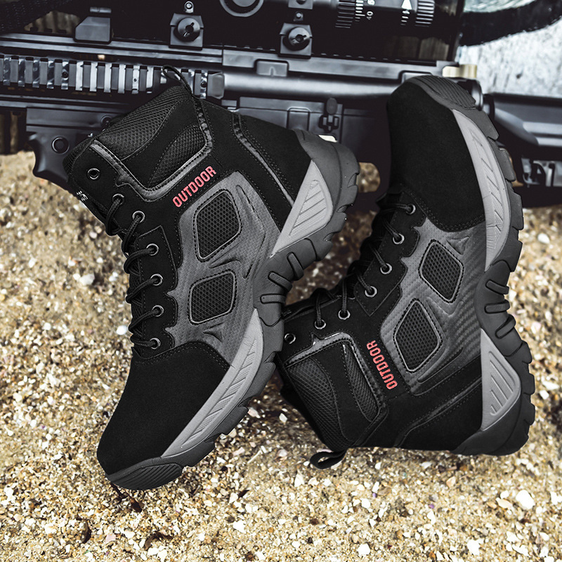 The factory directly sells cross-border high-shoe boots for four seasons to train boys in high-shoe foreign trade.