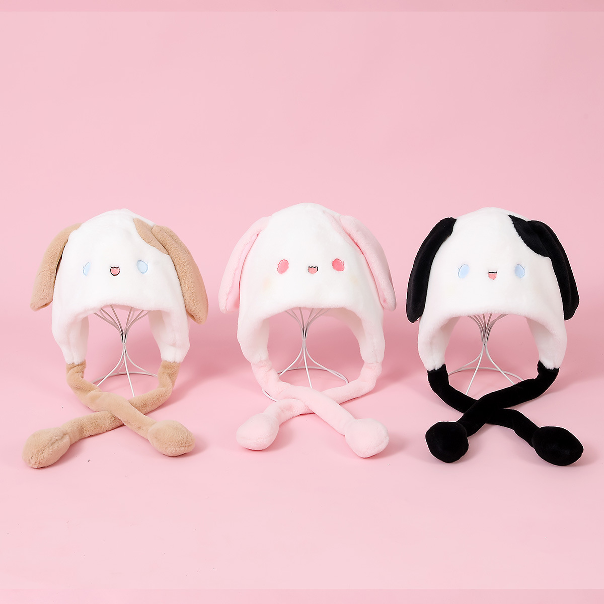 Ai Sang-Yo Il is a cute little ear hat and a furlough hat with an embroidered hood in autumn and winter.