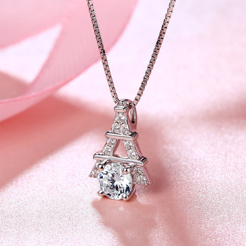 S925 single silver-spirited necklace Eiffel Tower.