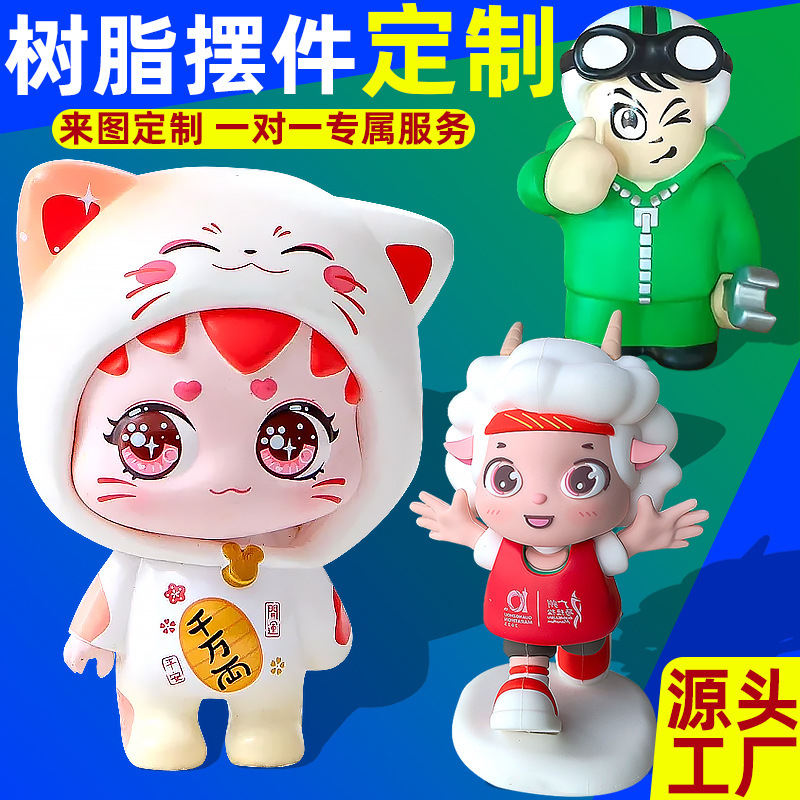 Nó là một cái bàn đồ chơi để đồ chơi được làm bởi búp bê.