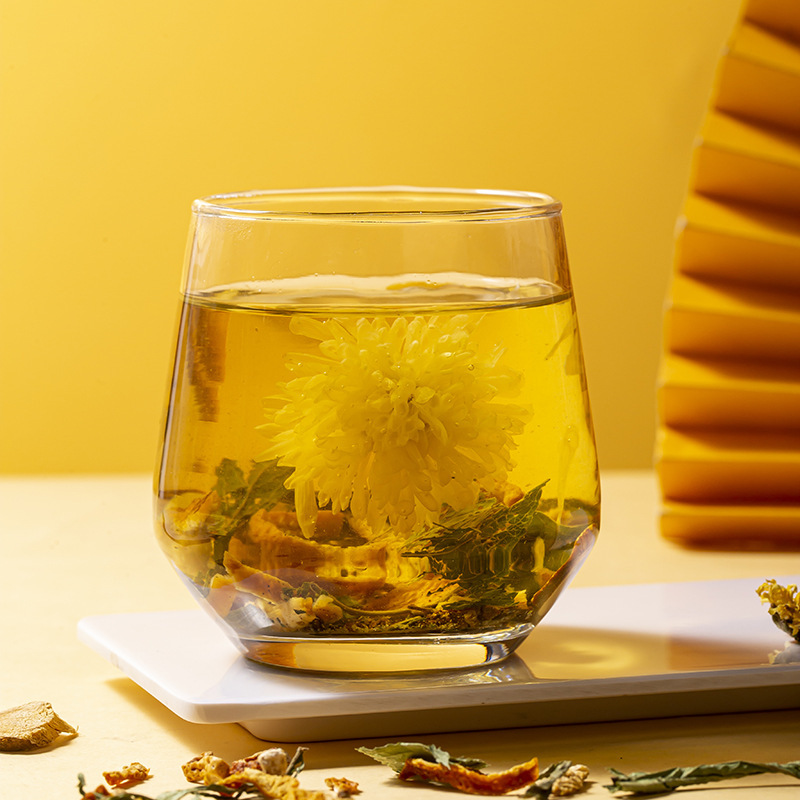 Nhà máy làm trà hoa cúc, và thức cả đêm.