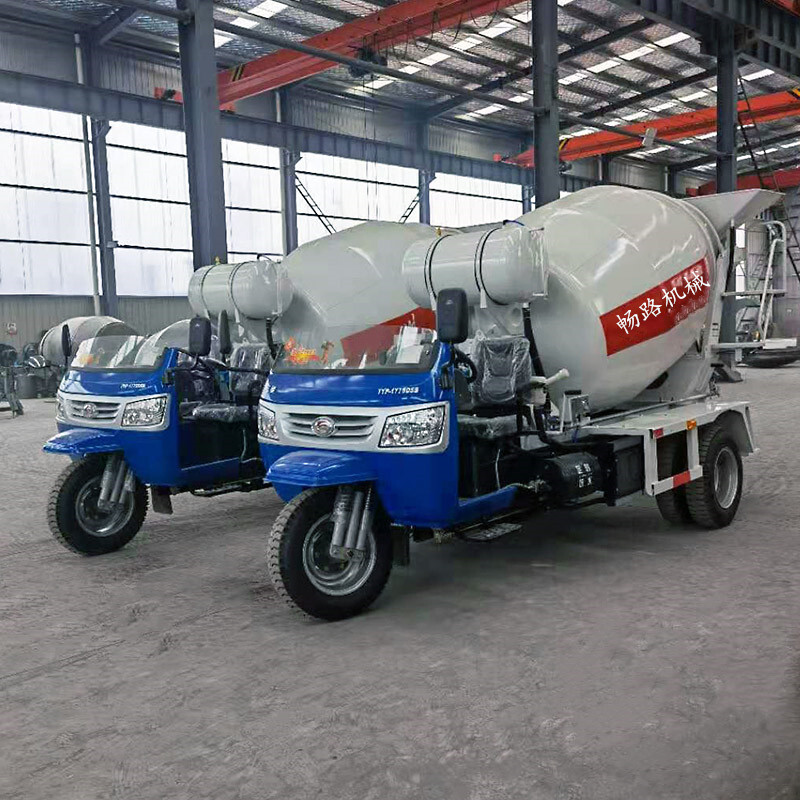 Retrofit of the manufacturer ' s hybrid car, two five-wheel concrete mixer, limited-wide small cement trans-shipment vehicle, current vehicle