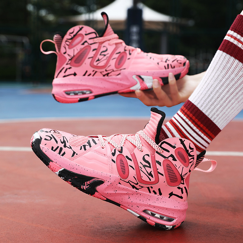 Irving Curly's new basketball shoe crochet in autumn 2023.