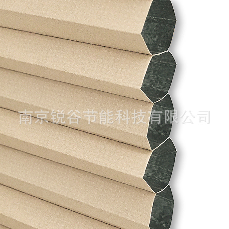 RGDK01 hoàn toàn bao phủ tấm màn tổ lúa mì.