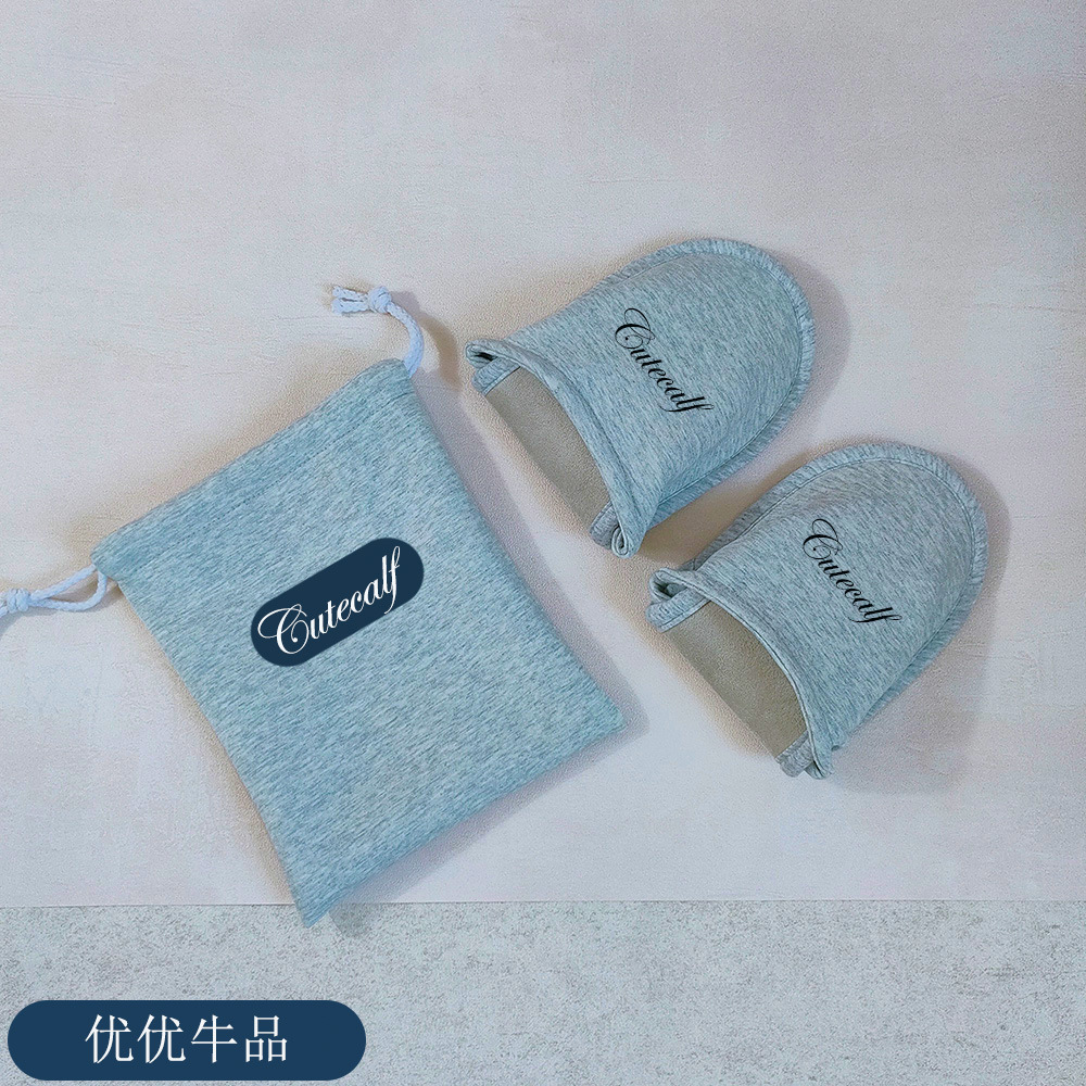 The factory made travel out of its own slippers with a bag full of cotton, soft and comfortable silk-printed slippers.