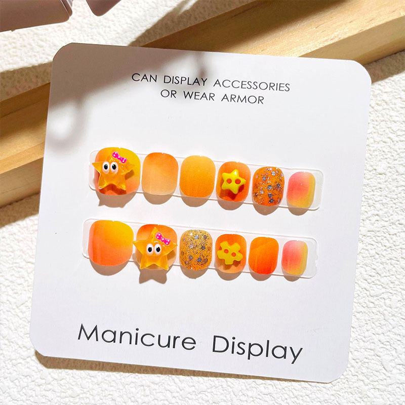 New children's fingernails, cutie stickers, cutie nails.