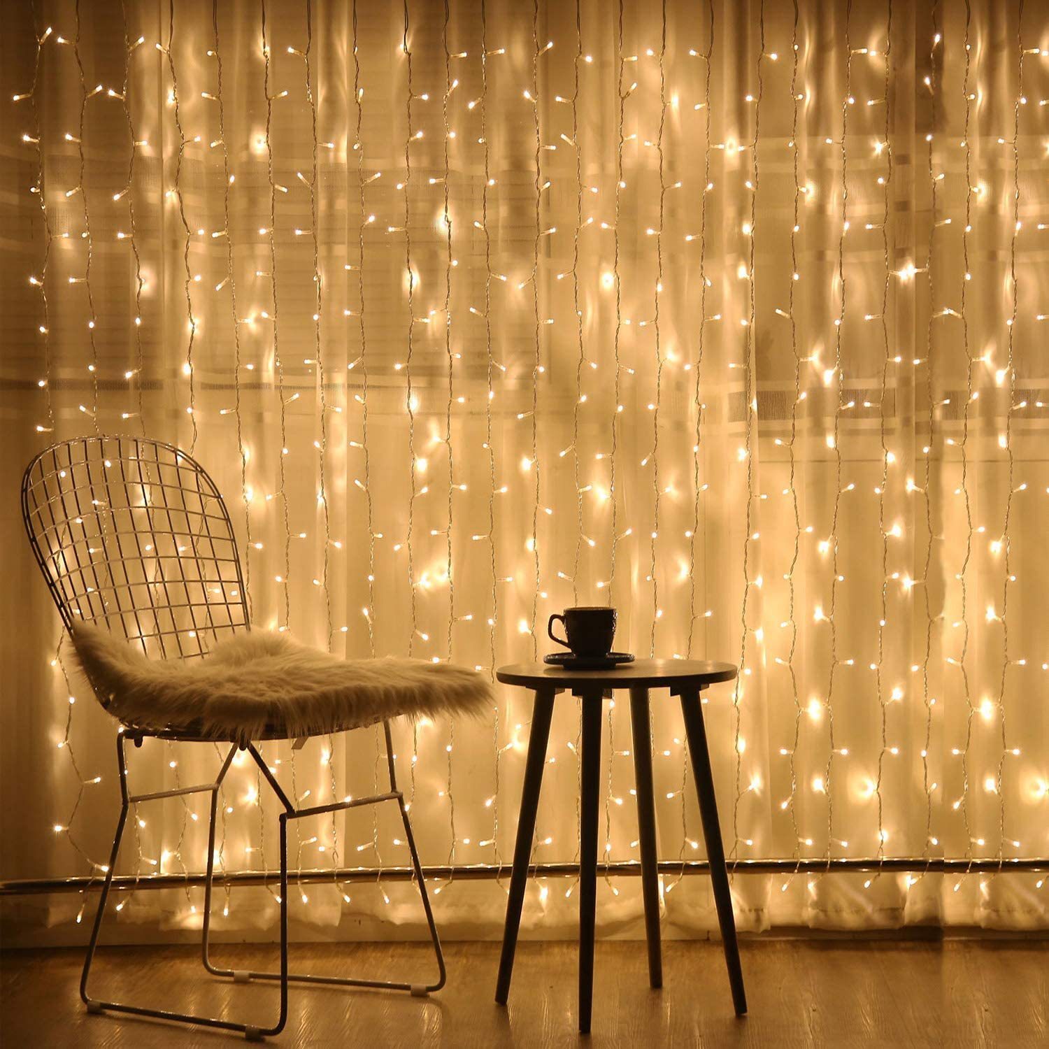 The Amazon American 2x2 m indoor airline, 200 LED low-pressure drapes, decorating colour lights.