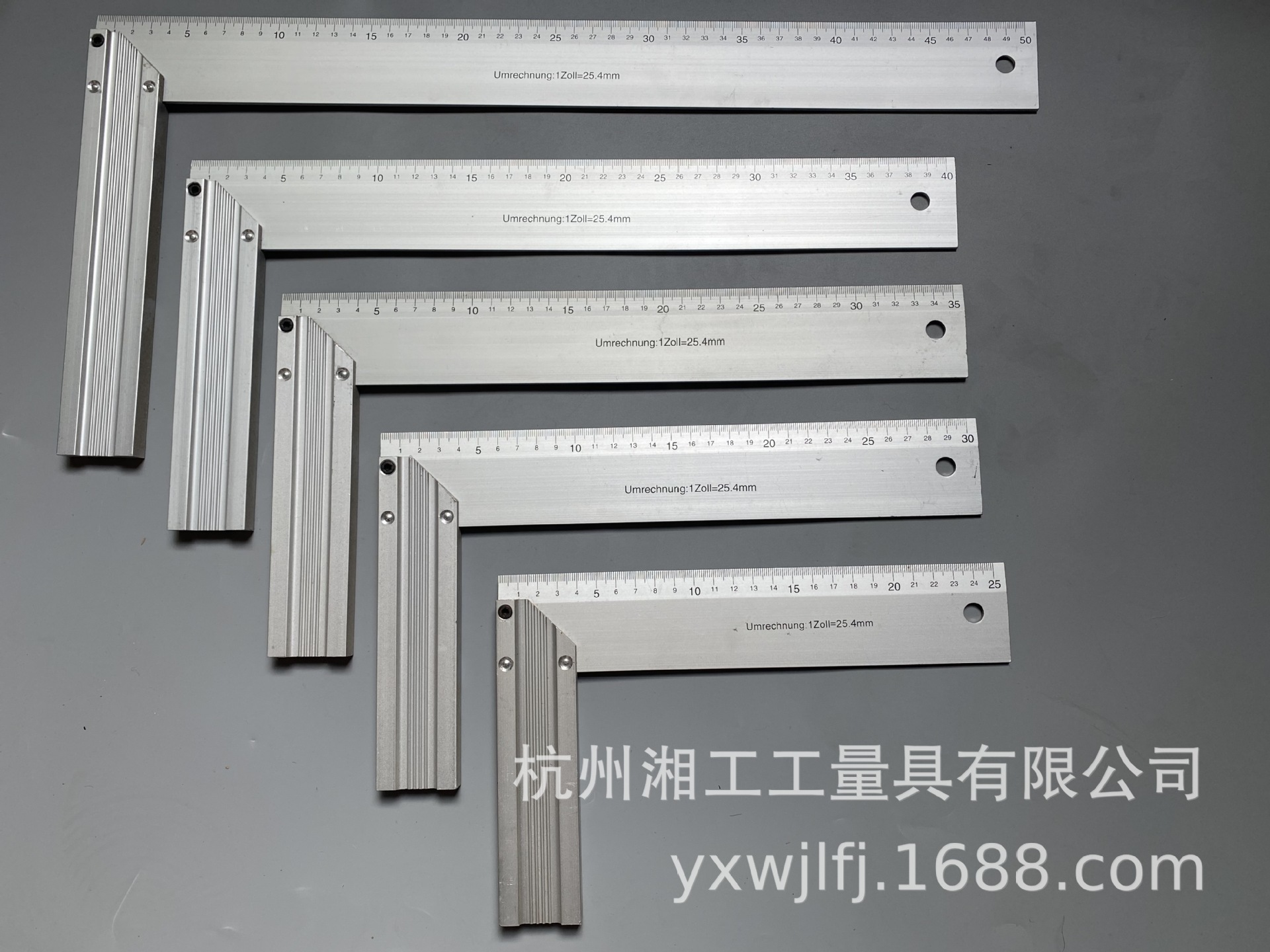 Aluminum angle, straight angle, woodwork, hardware.