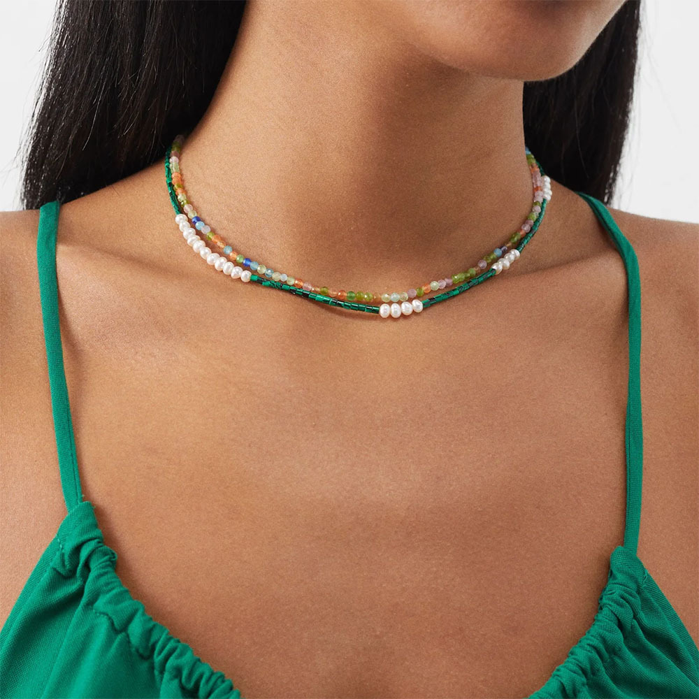 Ins green chained fresh water pearl necklace choker neck chain, seamstressed sweater chains.