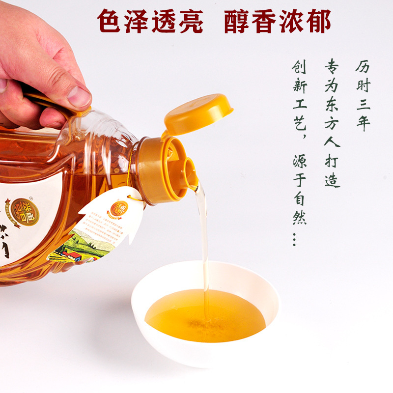 Một giọt 10 và một ít tương ớt.