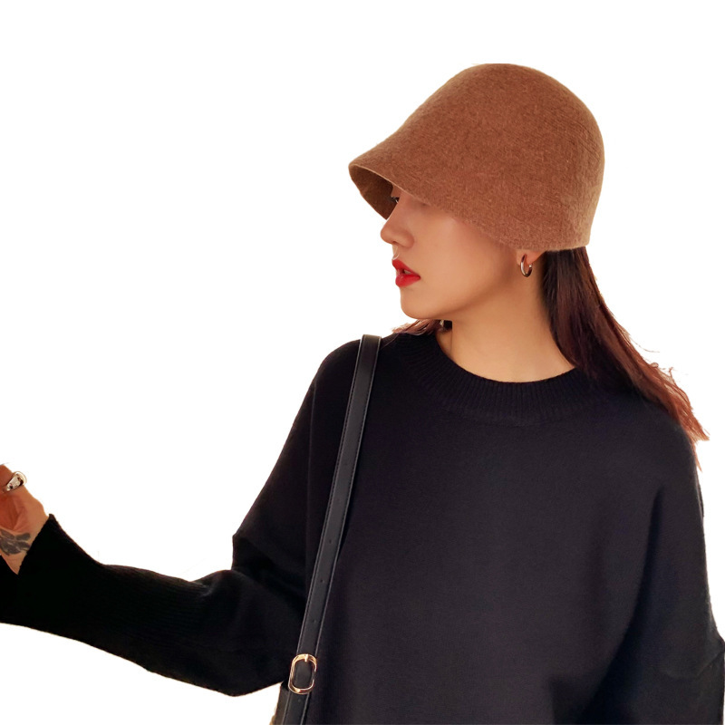 A new wool arc arc hat in autumn and winter.