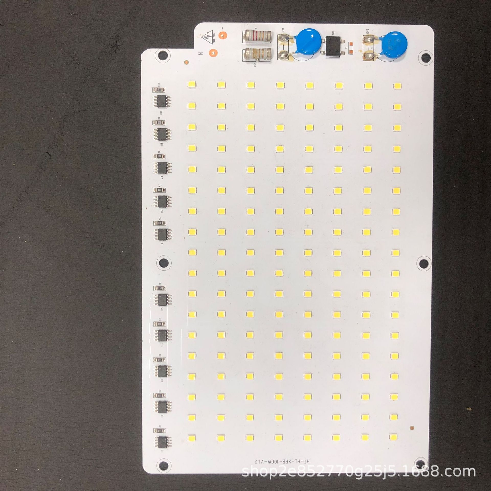 A light-free, 220v light bulb, a small apple light plate of 200w100w50w20w with a full linear light source