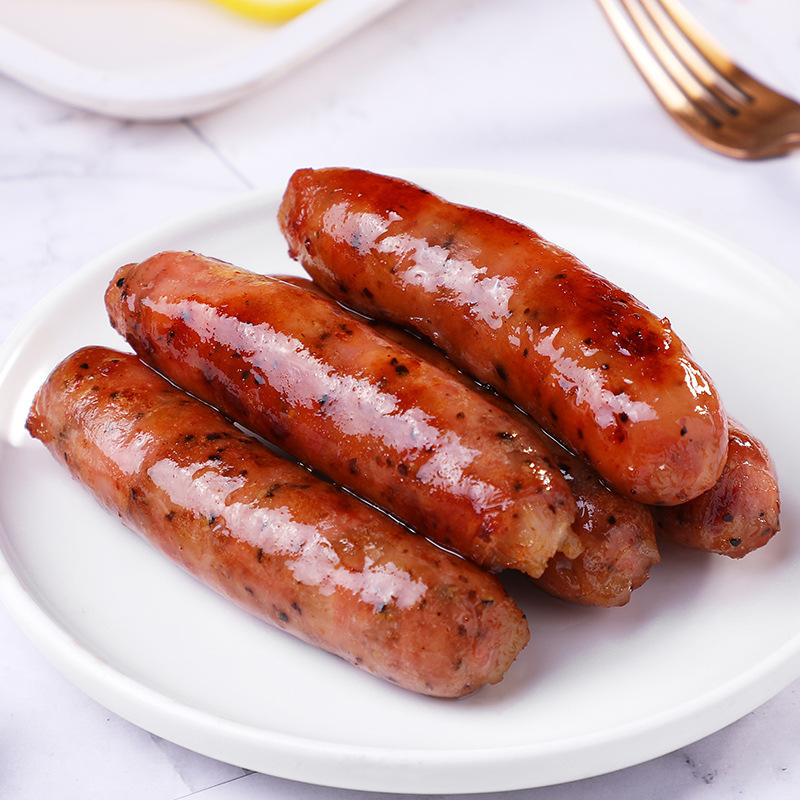 The factory sells fresh, black pepper peppers with 500 g sausages.