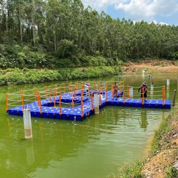 批发连体浮筒水上码头钓鱼平台塑料浮桶摩托艇泊位海上浮桥筏道