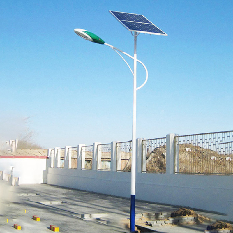 Solar street lights, 6 meters, outdoor 50W engineering lighting street lights, customizing the LED solar road light plant.