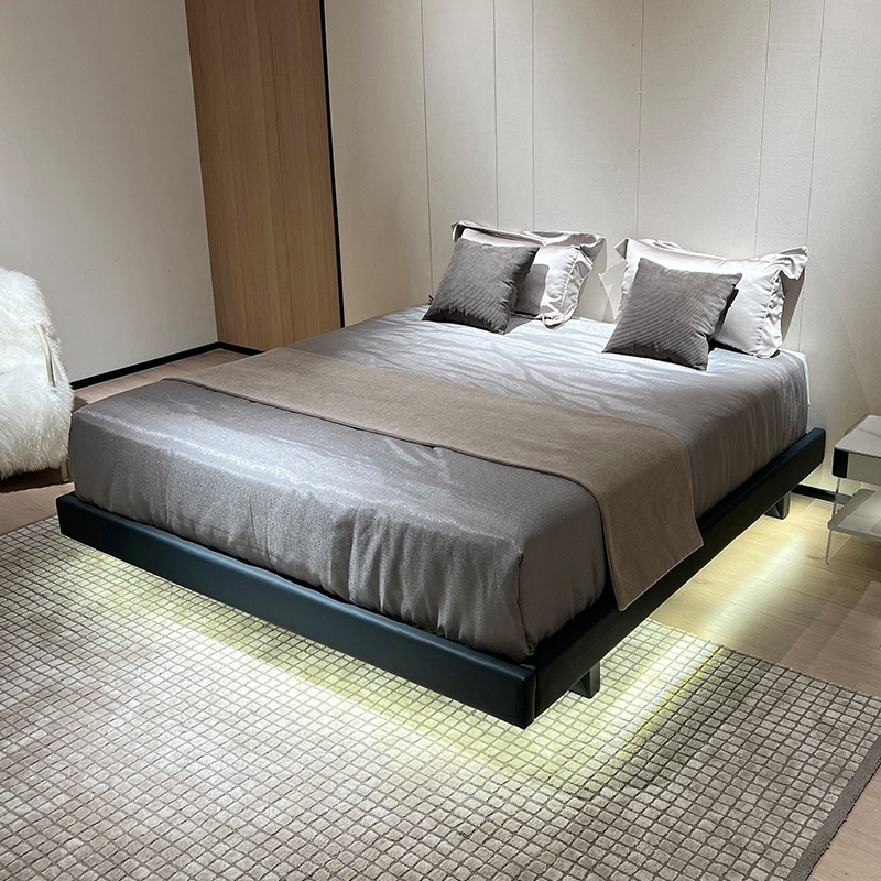 With no head on the side of the bed, the light on the bed is so simple that it's about 1.8 meters short.