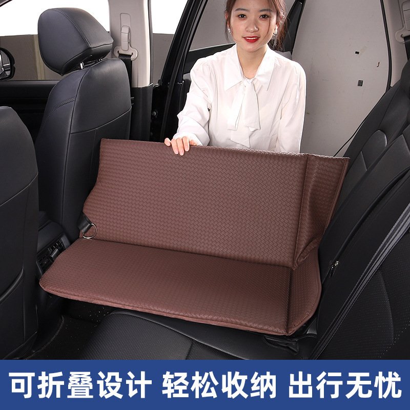 In the back of the car, in the back of the sleeping mat, in the sedan, the SUV's car is available for sale.