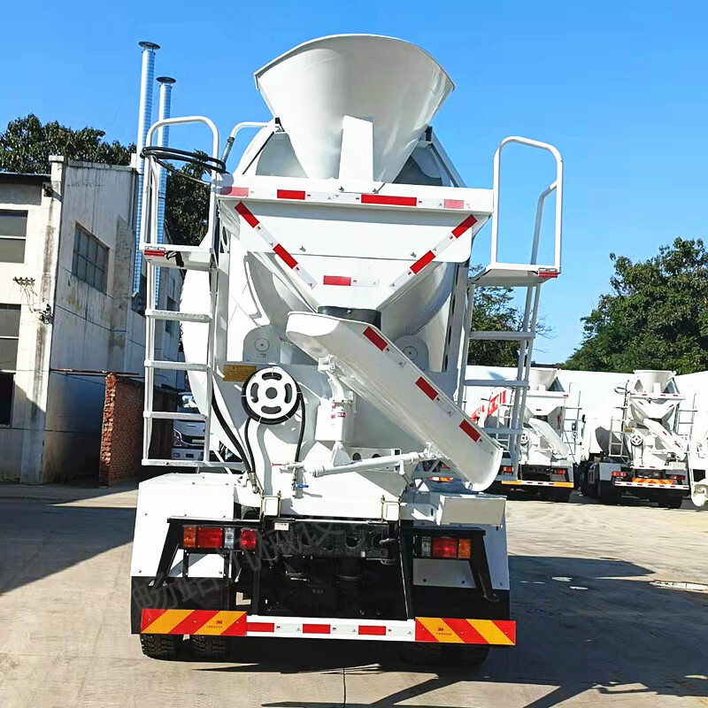 Small-scale blender plant direct supply, eight-wheel concrete mixer transport vehicles, open road machinery