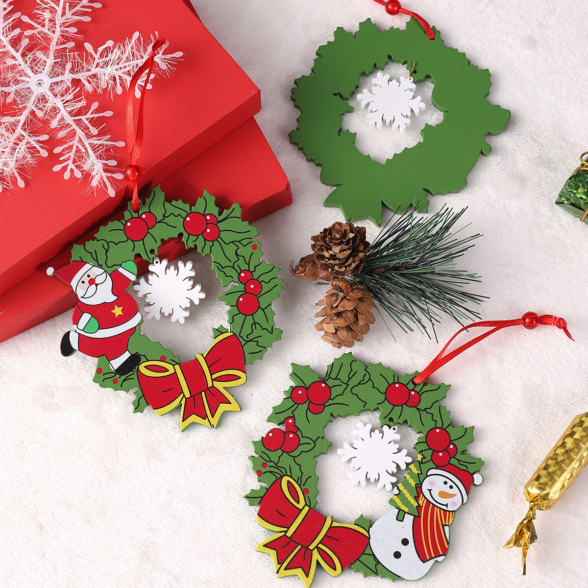 Christmas Decoration Wood Creative Flower Ring, Christmas Tree Decoration Snowman, Santa Claus.