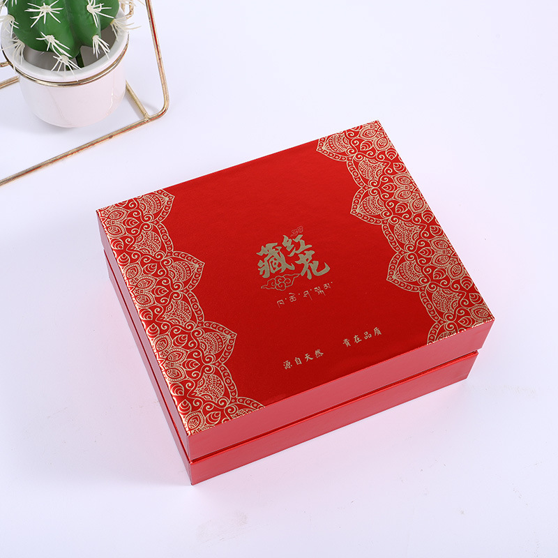 It's customised for the wholesale collection of red flower wrapping boxes to supplement the box with the square gin box.