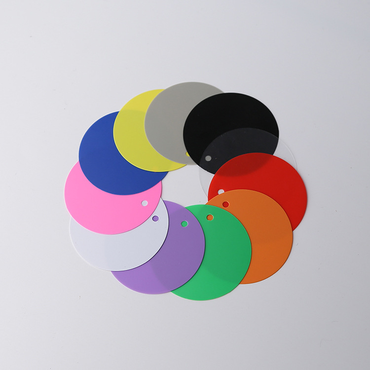 แพกเกจผู้ผลิตรอบป้าย PVC ทําให้แท็กว่าง, บัตรสี PVC