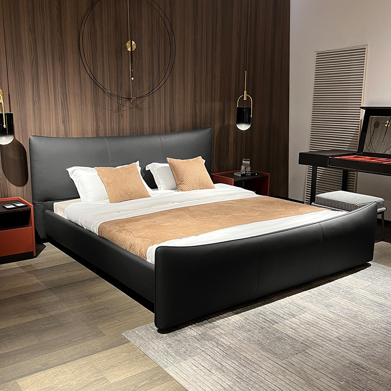 Customize the large bed of the leather bedroom.