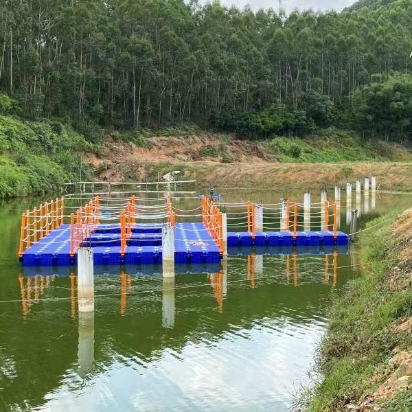 批发连体浮筒水上码头钓鱼平台塑料浮桶摩托艇泊位海上浮桥筏道