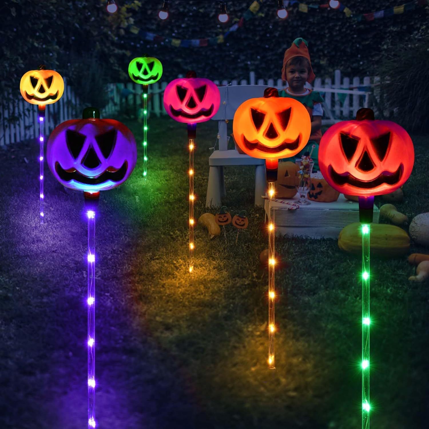 "Hallow pumpkin solar-plugs, pumpkin garden decorations, Halloween lights outside."