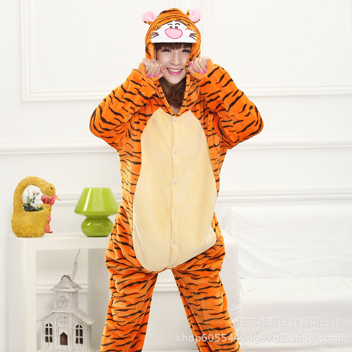 Pyjama vào mùa thu và mùa đông, pyjama dài với nhung nhung.