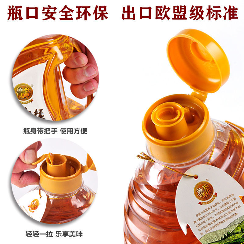 Một giọt 10 và một ít tương ớt.