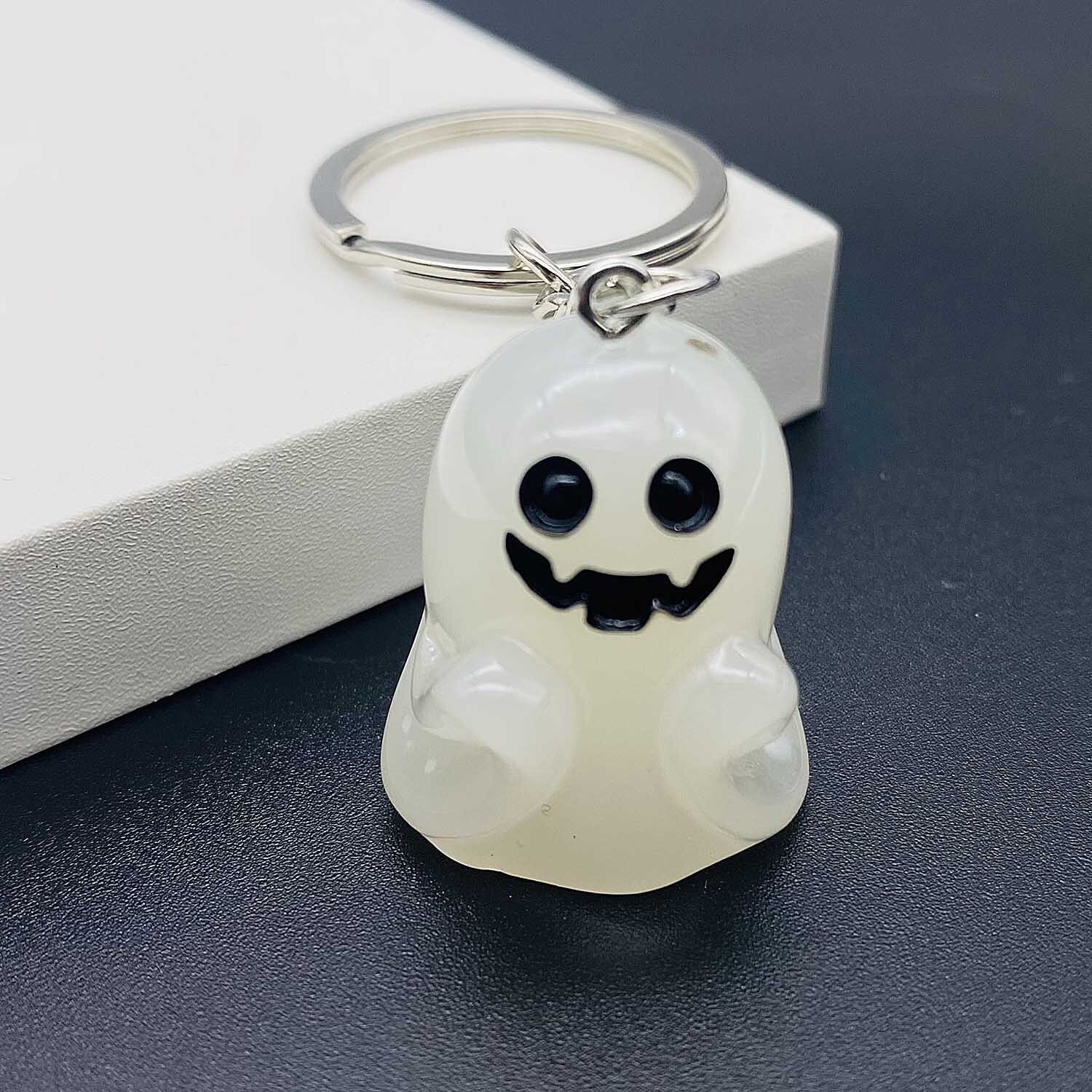 Cross-border sale of Halloween night light keys to resin luminous ghost keys to book bags