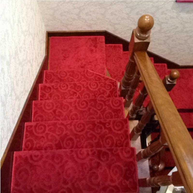 Walt's cloudy tile and tile stairwell carpets with no glues on their own.