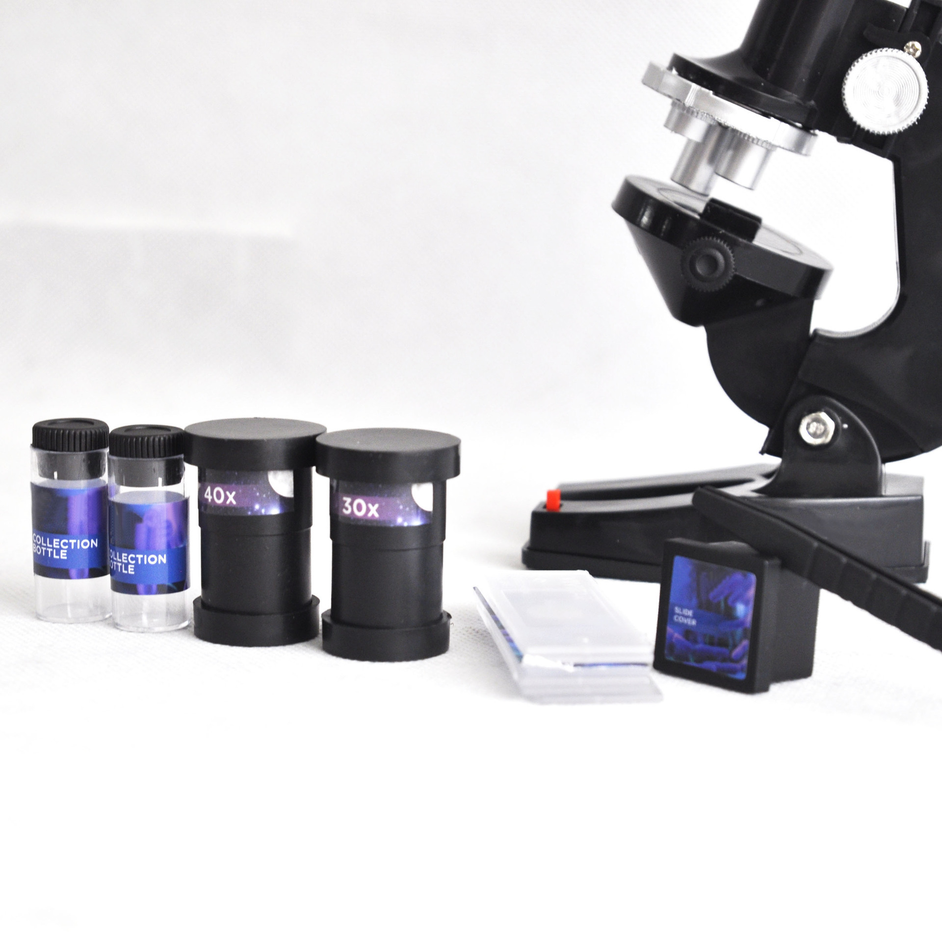 The manufacturer's direct sale is a continuous multiplication optical microscope of 300x, 450x,600x tri-eye visual microscope.