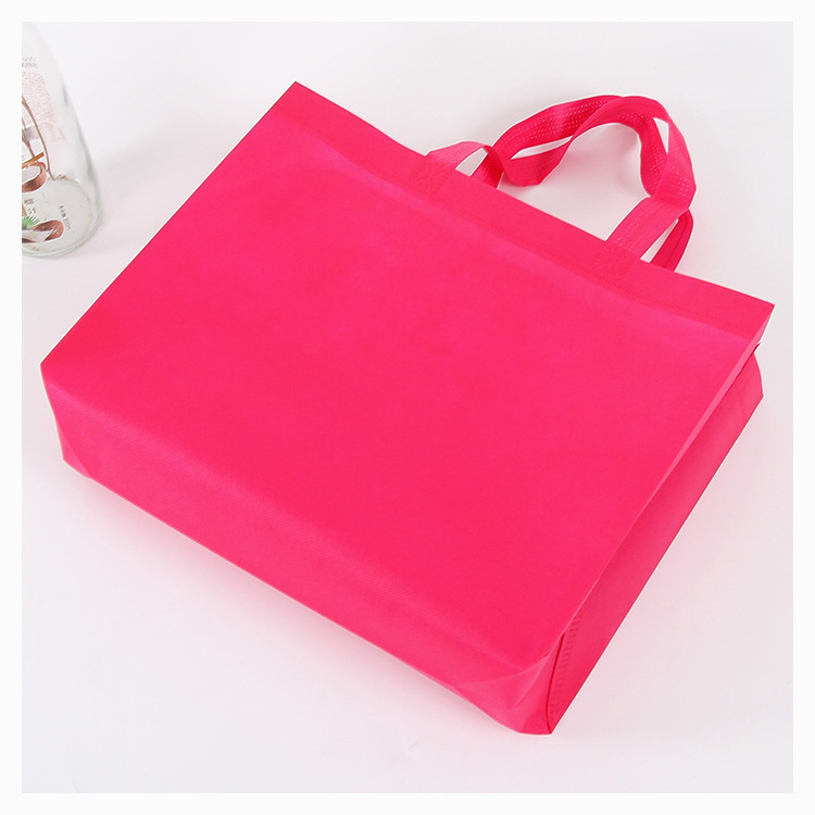The handbags are ready to be distributed, and the handbags are prepared for the handbags.