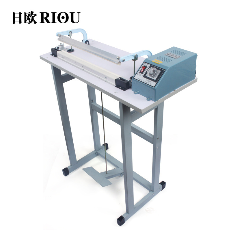 Japanese-European foot-stomping sealer/quick-locker/lock-locking machine