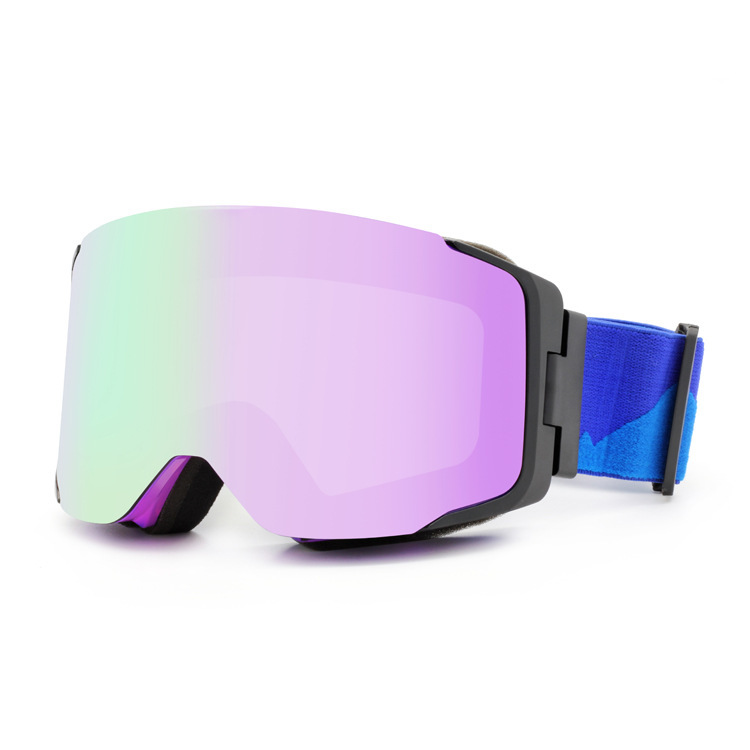 Wiek's 3rd-spongy double-smudge-resistant snowglasses are electrocuted to protect themselves from external shocks.