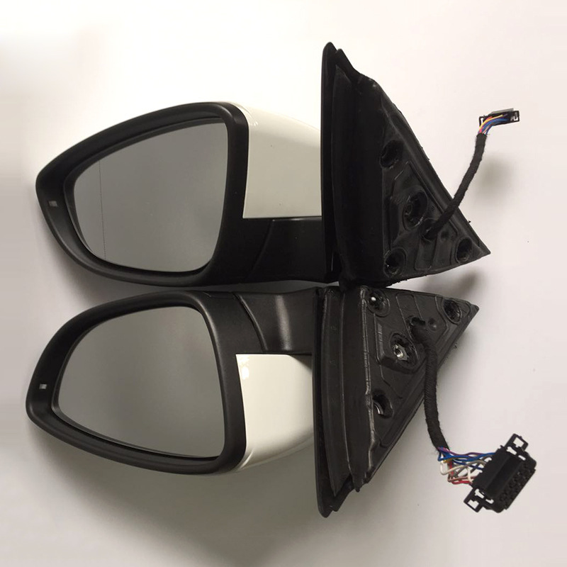 Wide-anged rear-view mirrors for auto parts.