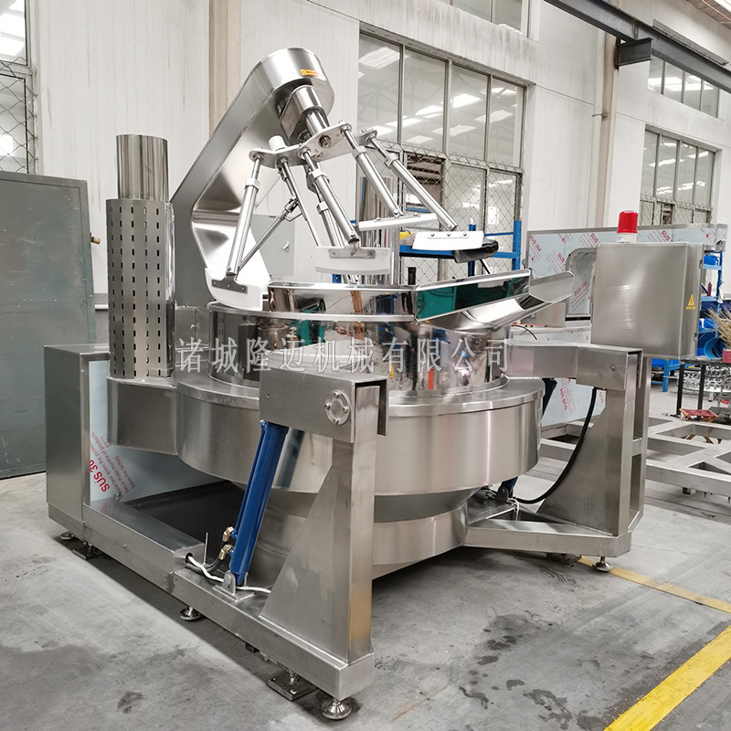 Một cái chảo lớn, một cái chảo 6 cái, một cái nồi nóng, một hỗn hợp nước sốt cay.