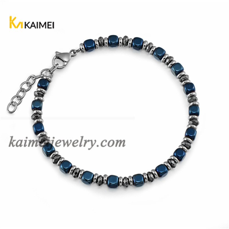 Amazon's hot for high-quality men's bracelets, diamond stripes between blue iron hand chains of bells.